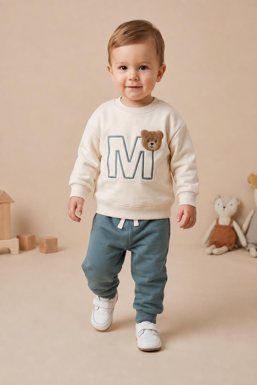 Kids' Cream Bear M Graphic & Teal Jogger Set
