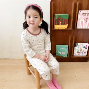 Beautiful cotton air-conditioning clothing 50.3% Lyocell 42.2% cotton 7.5% spandex (eight-quarter sleeves) 90-120