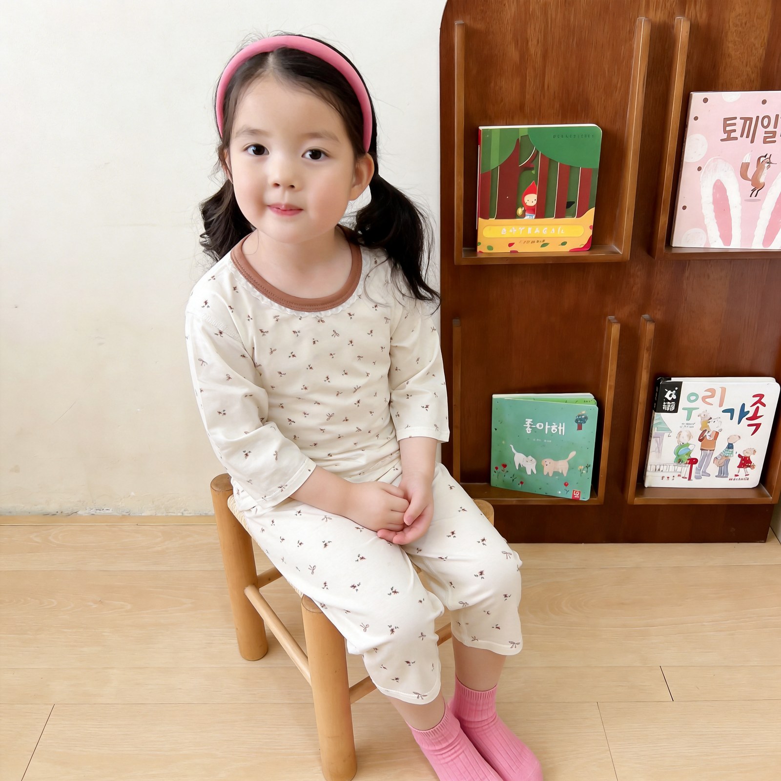 Beautiful cotton air-conditioning clothing 50.3% Lyocell 42.2% cotton 7.5% spandex (eight-quarter sleeves) 90-120