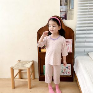 Beautiful cotton air-conditioning clothing 50.3% Lyocell 42.2% cotton 7.5% spandex (eight-quarter sleeves) 90-120