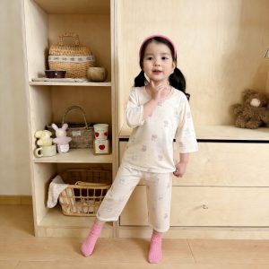 Beautiful cotton air-conditioning clothing 50.3% Lyocell 42.2% cotton 7.5% spandex (eight-quarter sleeves) 90-120