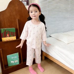 Beautiful cotton air-conditioning clothing 50.3% Lyocell 42.2% cotton 7.5% spandex (eight-quarter sleeves) 90-120