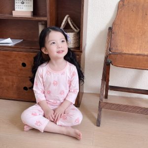 Beautiful cotton air-conditioning clothing 50.3% Lyocell 42.2% cotton 7.5% spandex (eight-quarter sleeves) 90-120