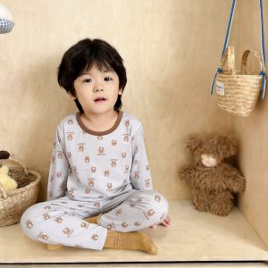Beautiful cotton air-conditioned clothing 50.3% lyocell 42.2% cotton 7.5% spandex (long sleeves and trousers) 90-120