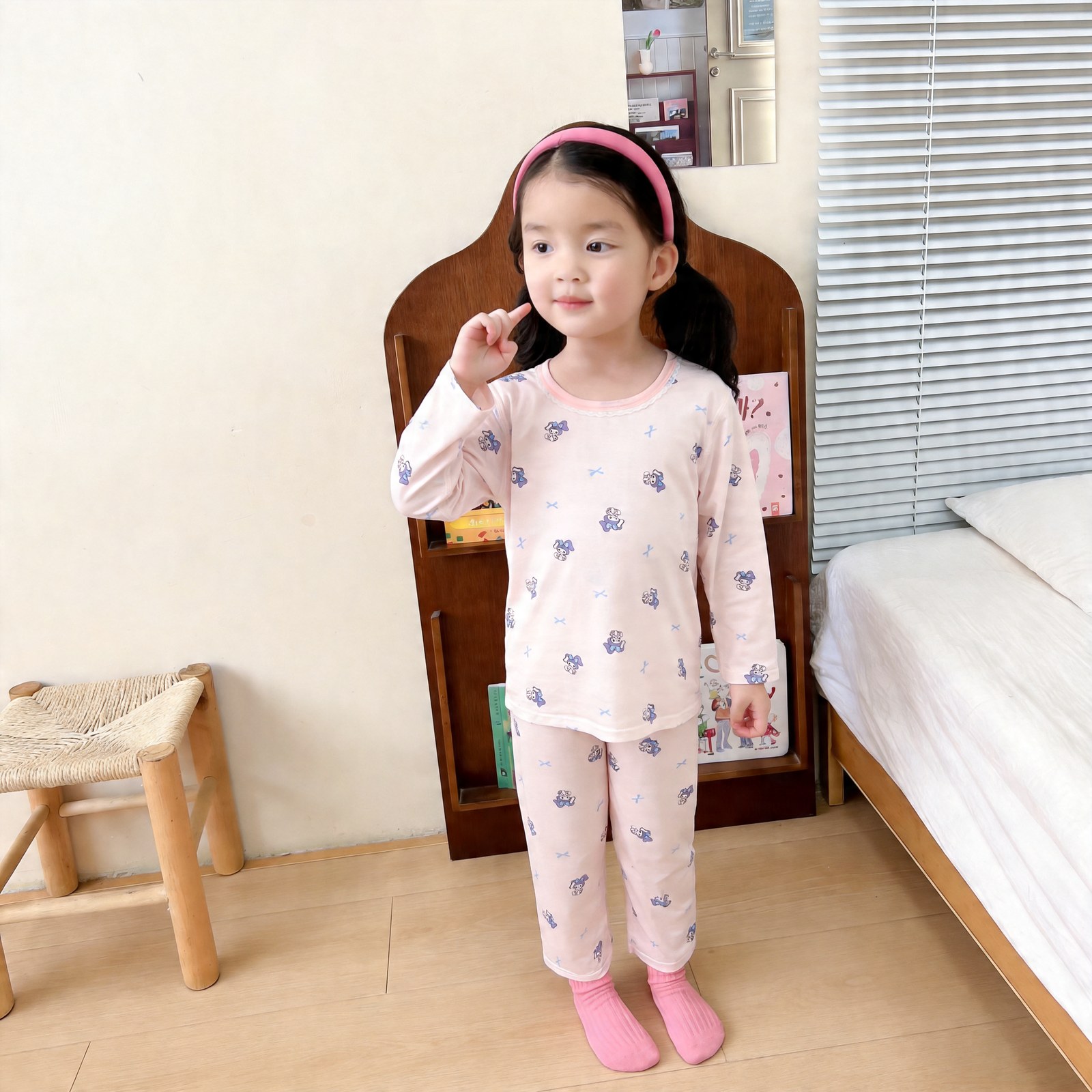Beautiful cotton air-conditioned clothing 50.3% lyocell 42.2% cotton 7.5% spandex (long sleeves and trousers) 90-120