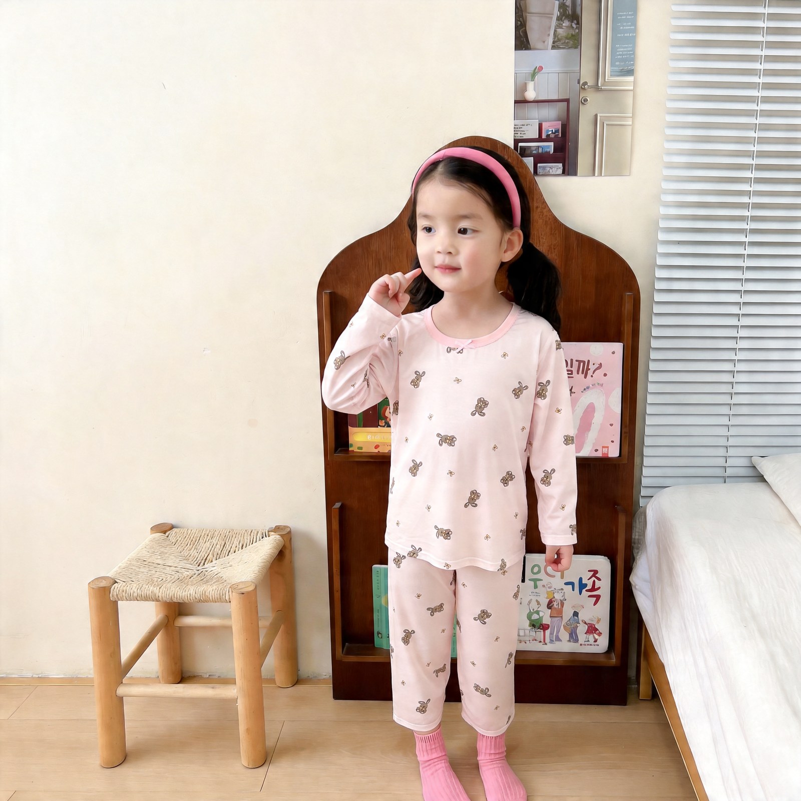 Beautiful cotton air-conditioned clothing 50.3% lyocell 42.2% cotton 7.5% spandex (long sleeves and trousers) 90-120