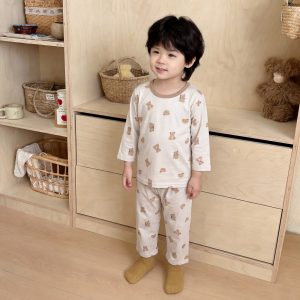 Beautiful cotton air-conditioned clothing 50.3% lyocell 42.2% cotton 7.5% spandex (long sleeves and trousers) 130-160