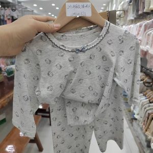 Beautiful cotton air-conditioned clothing 50.3% lyocell 42.2% cotton 7.5% spandex (long sleeves and trousers) 130-160