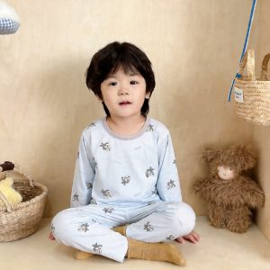 Beautiful cotton air-conditioned clothing 50.3% lyocell 42.2% cotton 7.5% spandex (long sleeves and trousers) 130-160