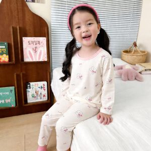 Beautiful cotton air-conditioned clothing 50.3% lyocell 42.2% cotton 7.5% spandex (long sleeves and trousers) 130-160